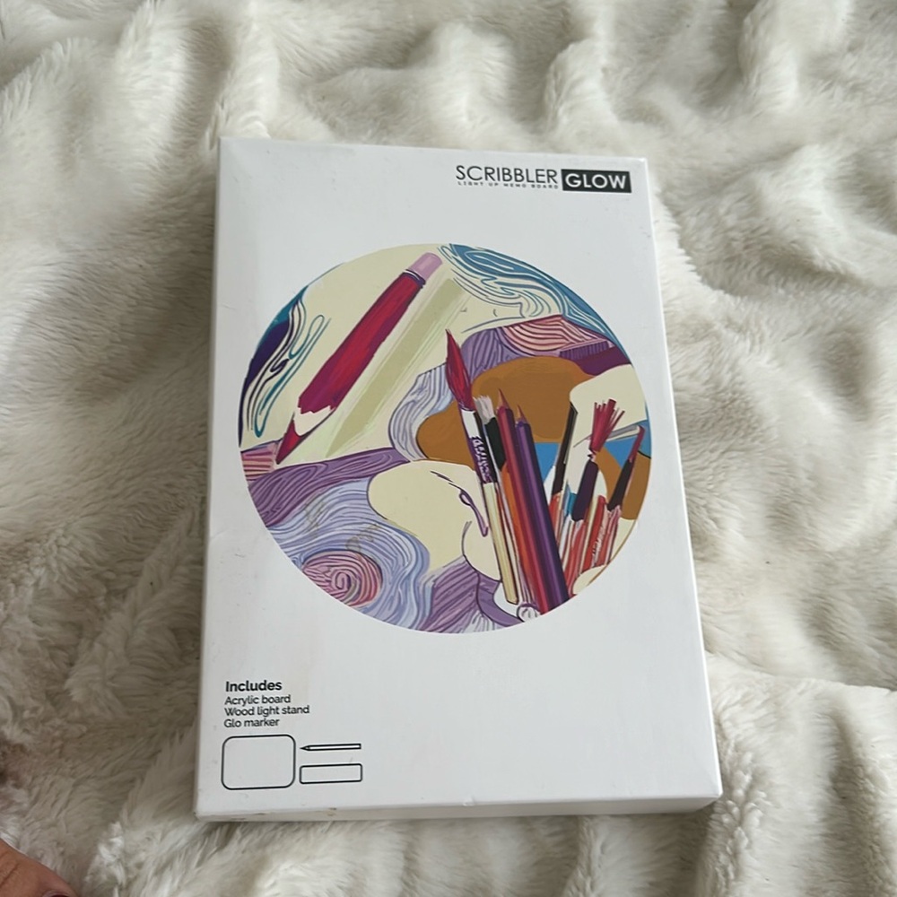 Scribler glow memo board